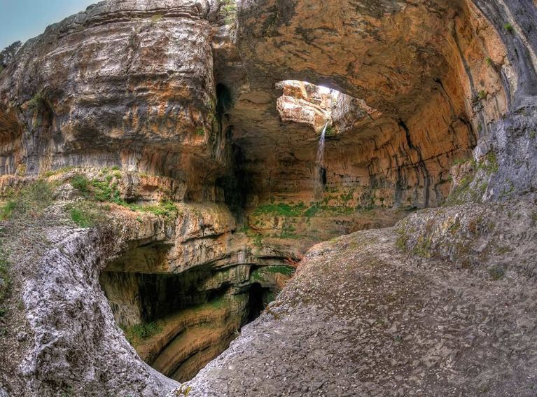 Baatara Gorge Waterfall-02